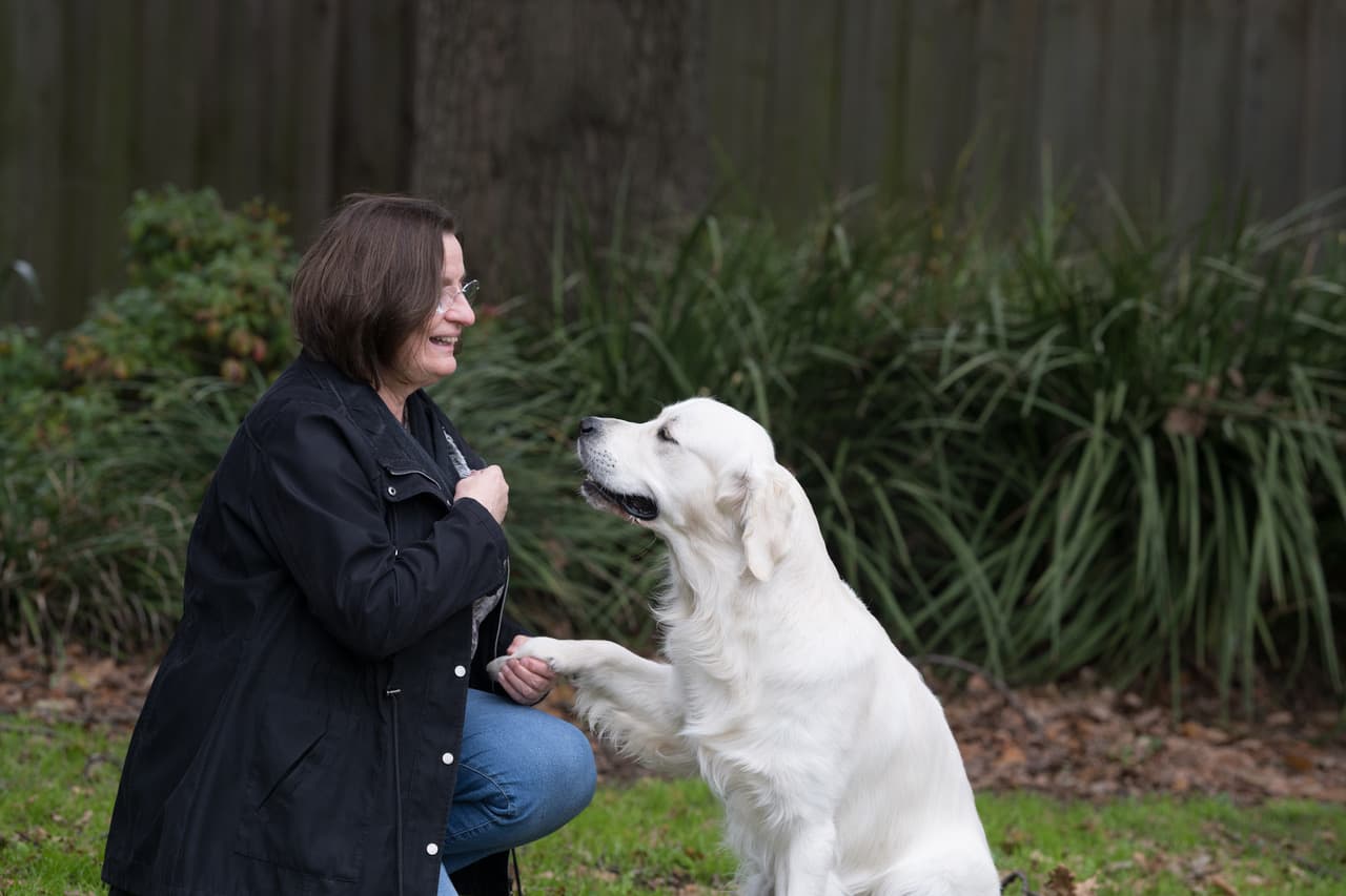 Dr Ana Hayes with a dog